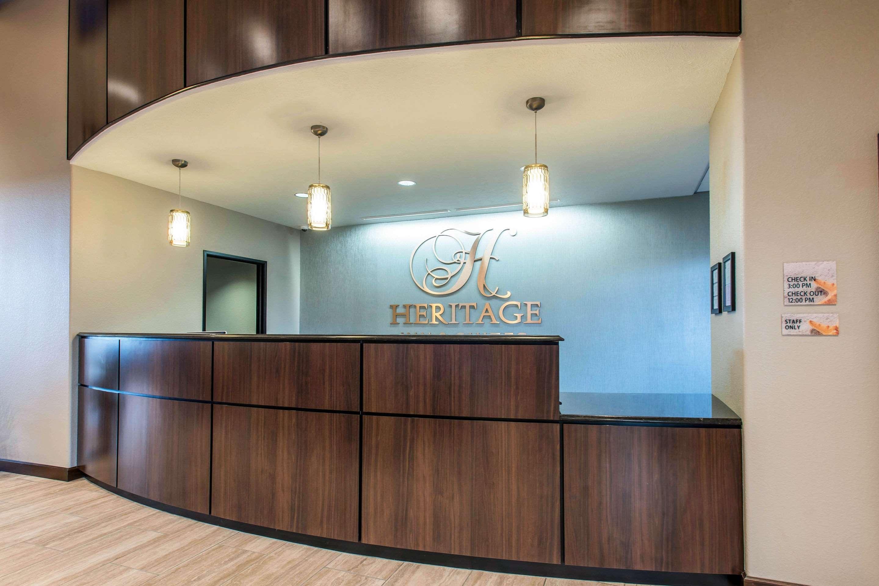 The Heritage Inn & Suites, Ascend Hotel Collection Гардън Сити Екстериор снимка