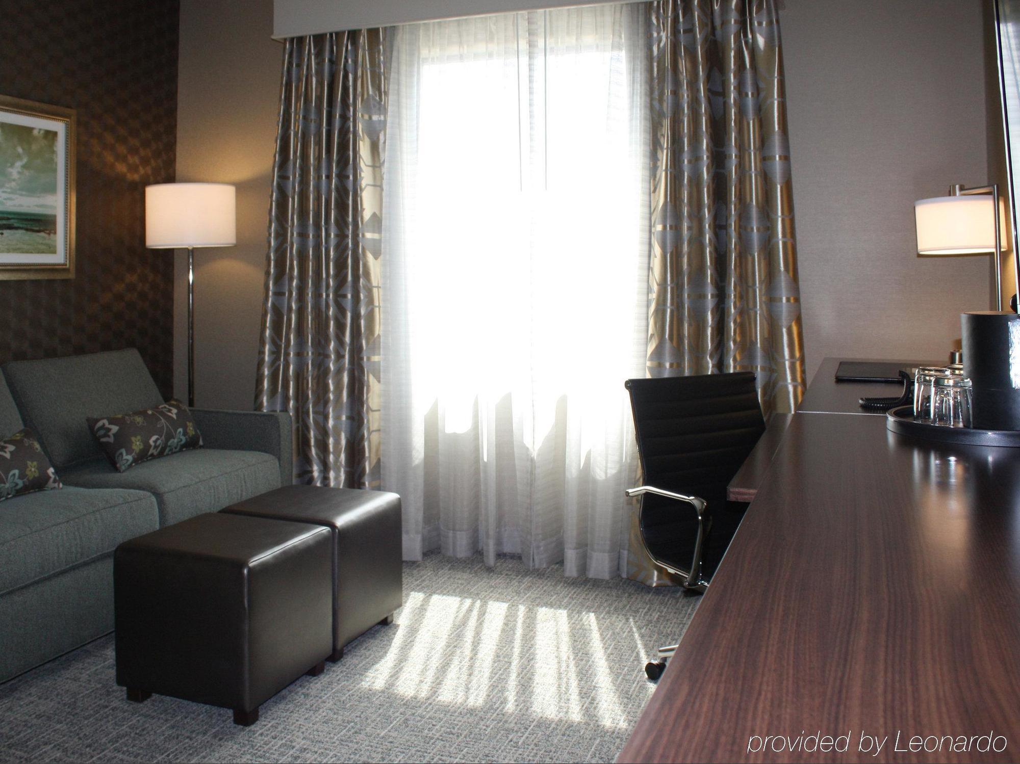 The Heritage Inn & Suites, Ascend Hotel Collection Гардън Сити Екстериор снимка