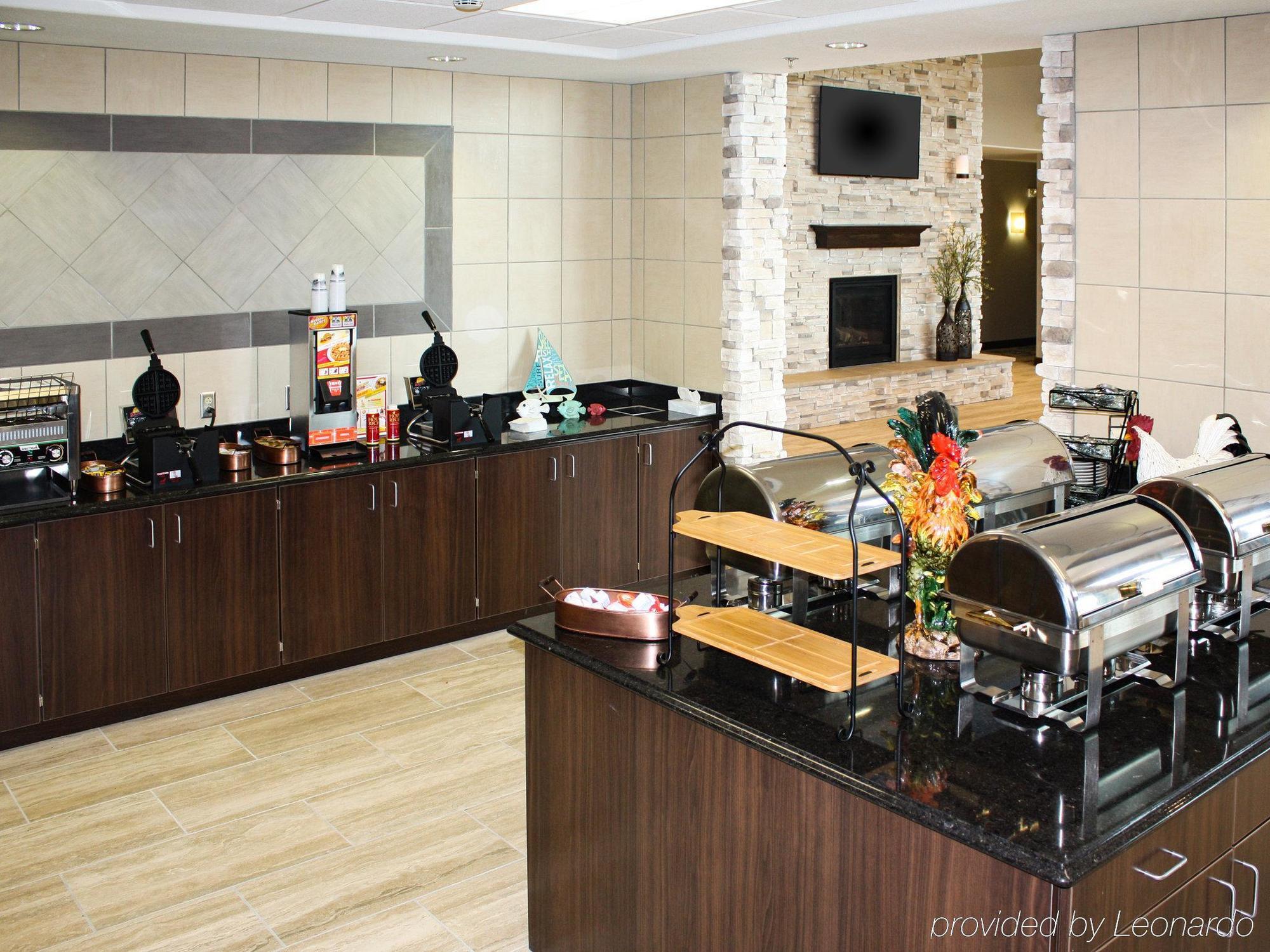 The Heritage Inn & Suites, Ascend Hotel Collection Гардън Сити Екстериор снимка